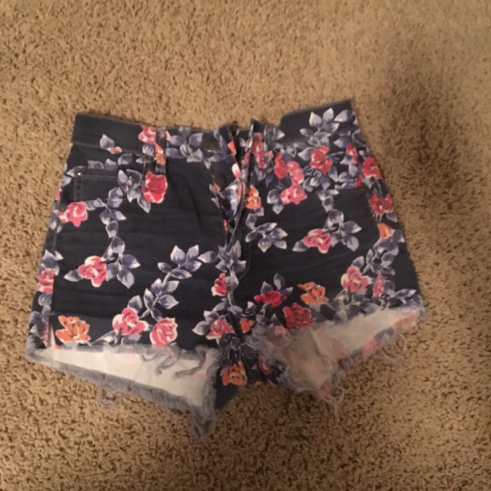 🏆Floral short shorts